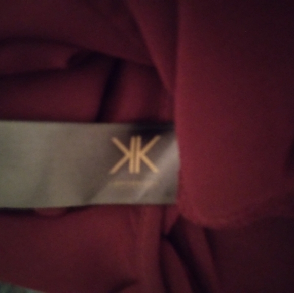 Kardashian Kollection Womens Burgundy Blouse XL Chiffon Sheer Lace Overlay - Picture 2 of 13